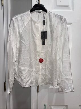 Elie Tahari White Sheer Button-Front women’s Shirt